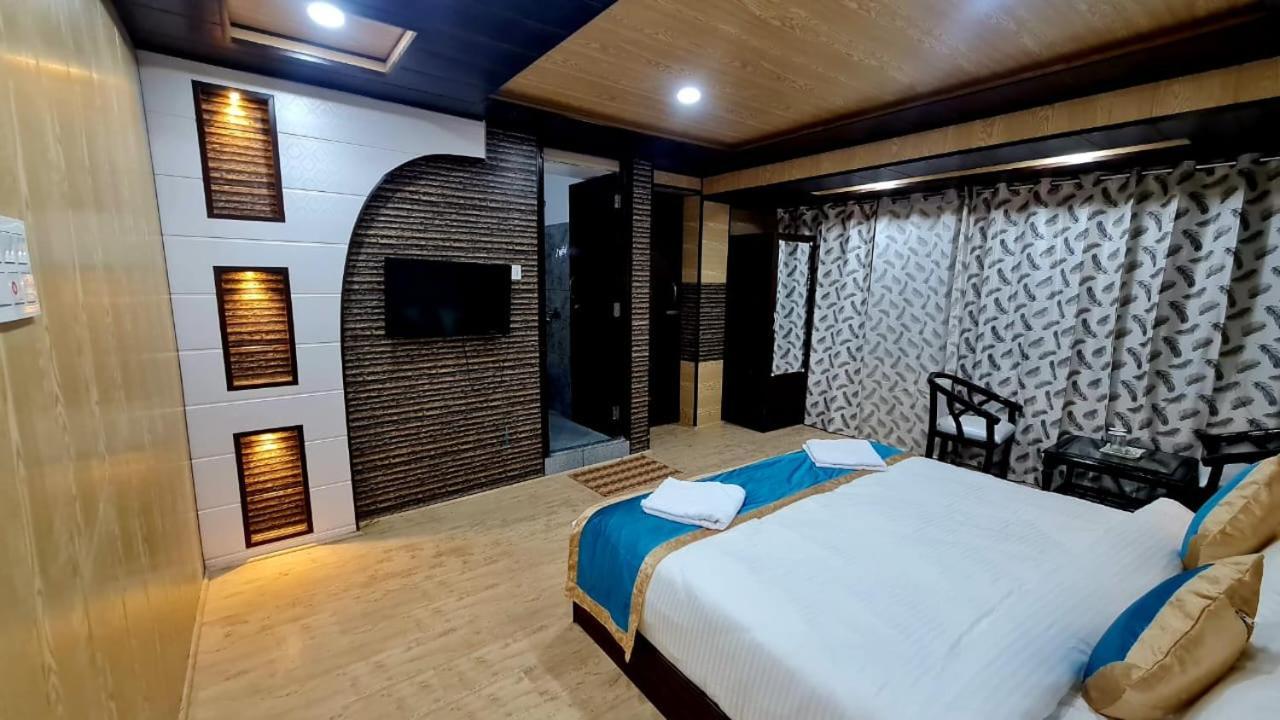 Hotel D Indian Kargil Exterior photo